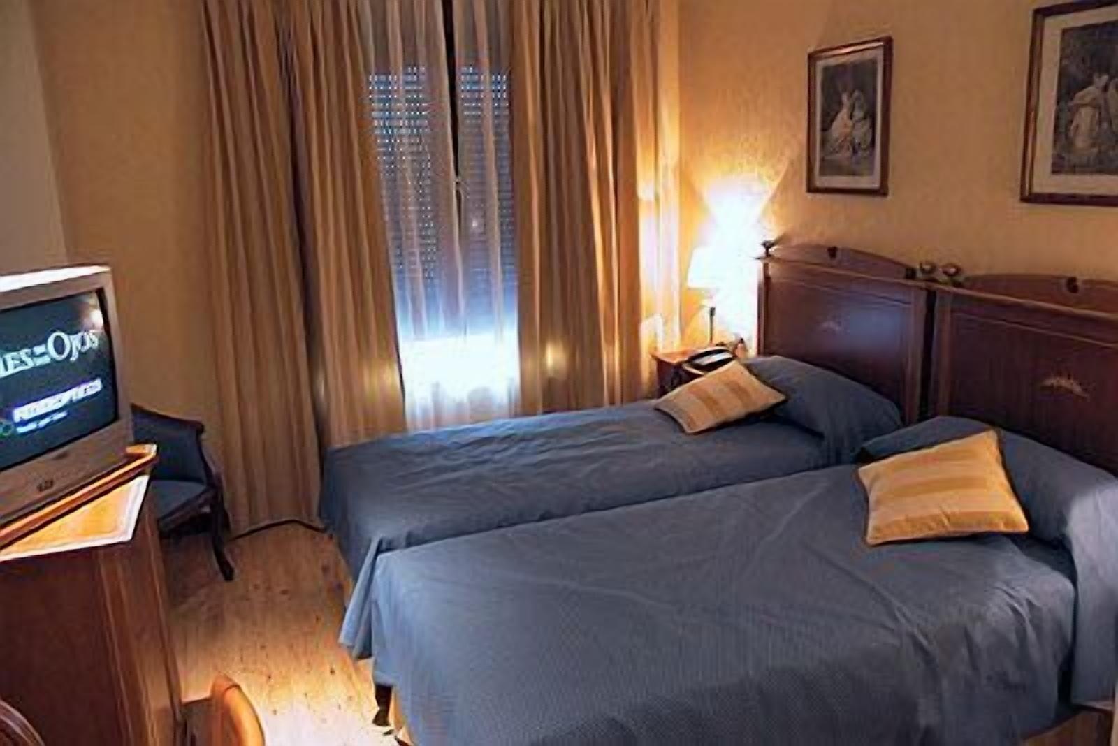 Hotel Santiago Benavente Dış mekan fotoğraf